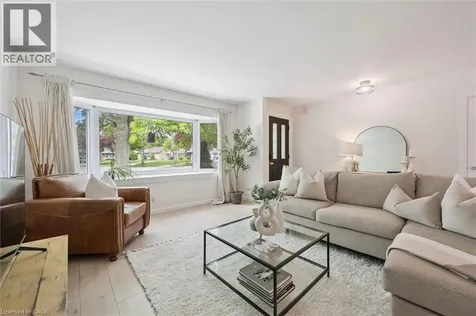 98 Chelsea Road Kitchener ON N2B 1H9