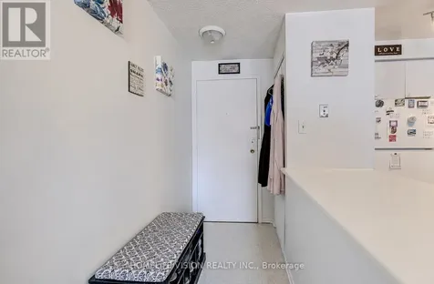 271 Eiwo Court Waterloo ON N2K 2M8
