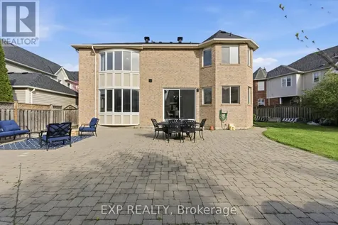 1227 Christie Circle Milton (be Beaty) ON L9T 6V4