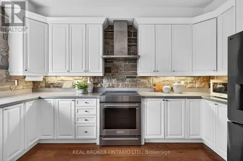 8 Gamble Street Halton Hills (glen Williams) ON L7G 0B7