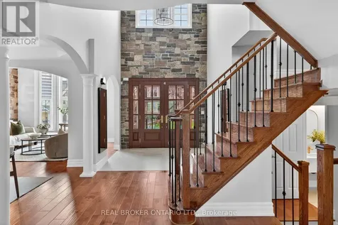 8 Gamble Street Halton Hills (glen Williams) ON L7G 0B7