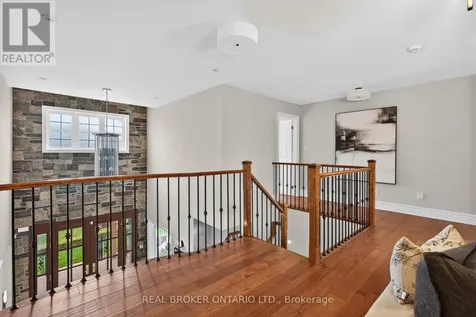8 Gamble Street Halton Hills (glen Williams) ON L7G 0B7
