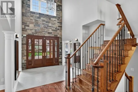 8 Gamble Street Halton Hills (glen Williams) ON L7G 0B7