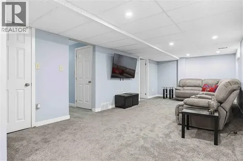 465 Althouse Court Sarnia ON N7S 6C7