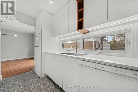73 Scrivens Street Ottawa ON K2B 8N2