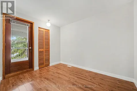 73 Scrivens Street Ottawa ON K2B 8N2