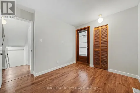 73 Scrivens Street Ottawa ON K2B 8N2