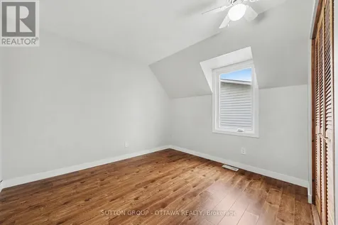 73 Scrivens Street Ottawa ON K2B 8N2