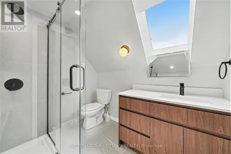73 Scrivens Street Ottawa ON K2B 8N2