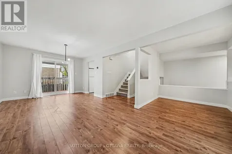 73 Scrivens Street Ottawa ON K2B 8N2