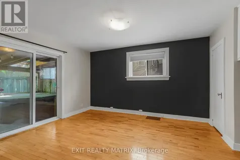 261 Montfort Street Ottawa ON K1L 5P1