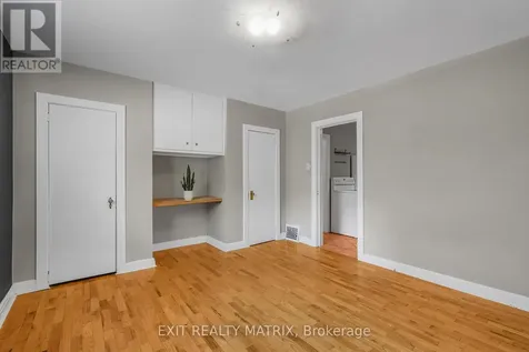 261 Montfort Street Ottawa ON K1L 5P1