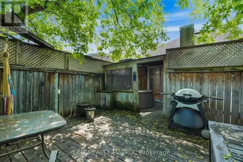 261 Montfort Street Ottawa ON K1L 5P1