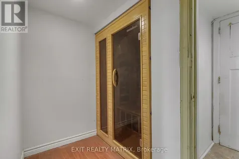 261 Montfort Street Ottawa ON K1L 5P1
