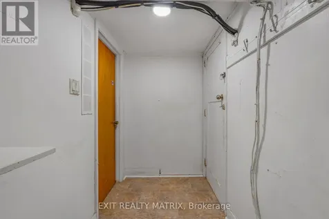 261 Montfort Street Ottawa ON K1L 5P1