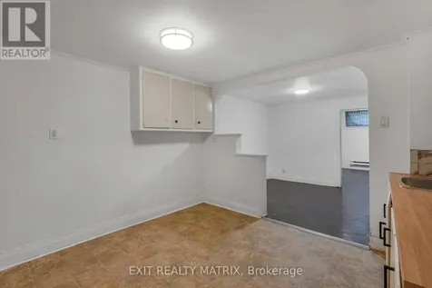 261 Montfort Street Ottawa ON K1L 5P1