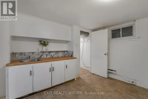261 Montfort Street Ottawa ON K1L 5P1