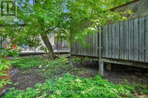 261 Montfort Street Ottawa ON K1L 5P1