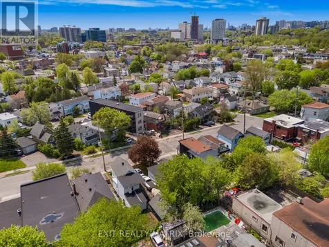 261 Montfort Street Ottawa ON K1L 5P1