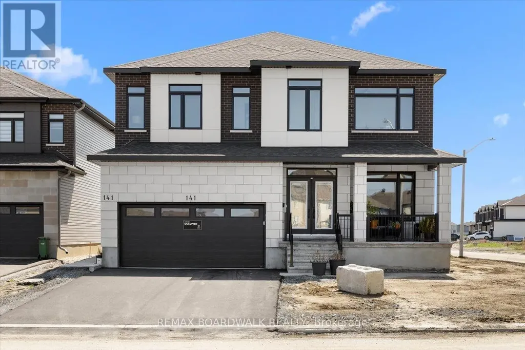 141 Shelleright Street Ottawa ON K2S 1B6