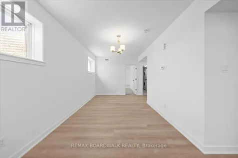 141 Shelleright Street Ottawa ON K2S 1B6