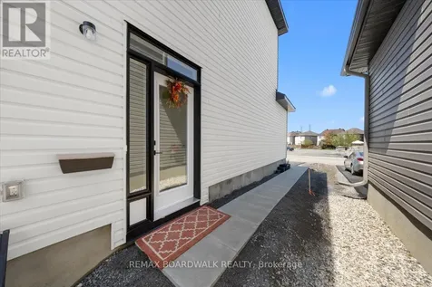 141 Shelleright Street Ottawa ON K2S 1B6