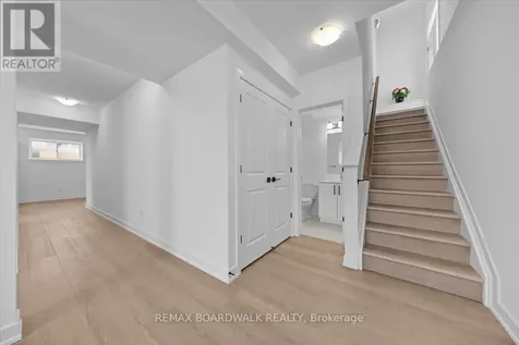 141 Shelleright Street Ottawa ON K2S 1B6