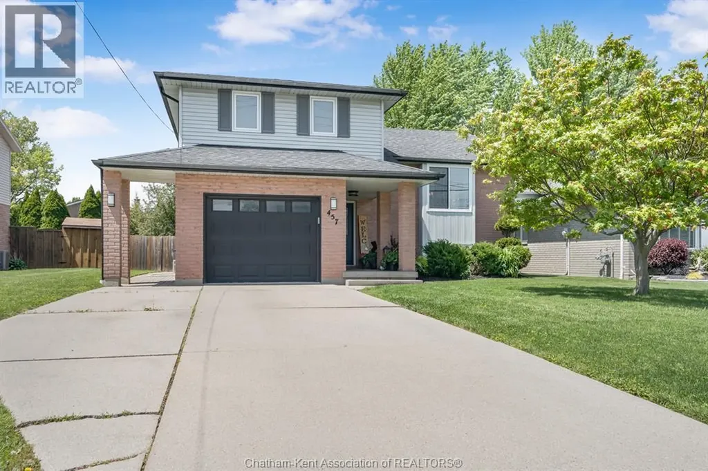 457 Mcnaughton Avenue East Chatham ON N7L 2H2