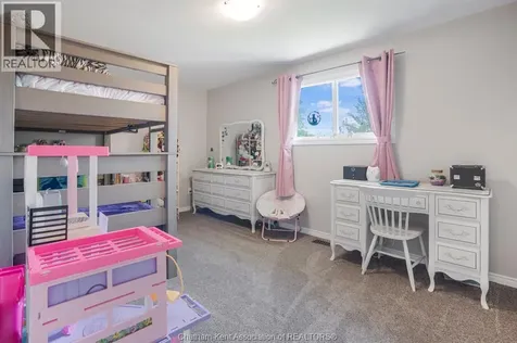 457 Mcnaughton Avenue East Chatham ON N7L 2H2