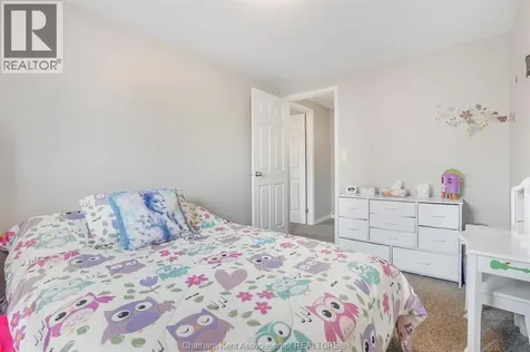 457 Mcnaughton Avenue East Chatham ON N7L 2H2