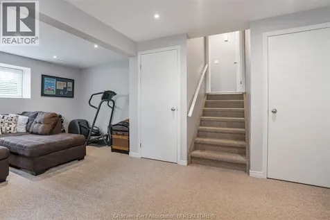 457 Mcnaughton Avenue East Chatham ON N7L 2H2