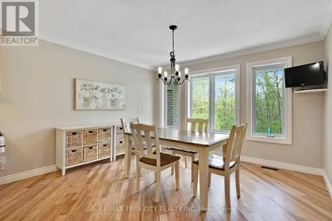 1279 Maple Manor Road North Dumfries ON N1P 0A1