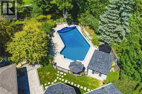33 Golfview Crescent Dundas ON L9H 6V1