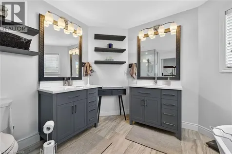 2431 Castlebrook Road Oakville ON L6M 4Z2