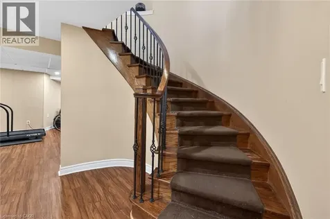 2431 Castlebrook Road Oakville ON L6M 4Z2
