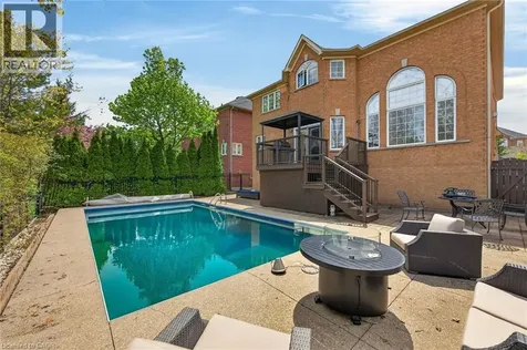 2431 Castlebrook Road Oakville ON L6M 4Z2