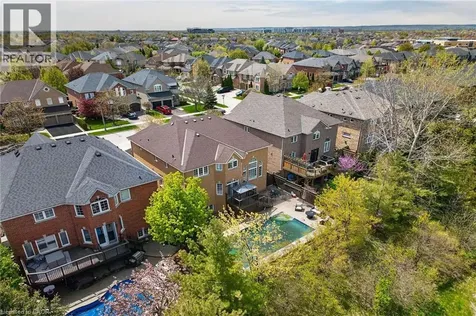 2431 Castlebrook Road Oakville ON L6M 4Z2