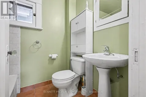 56 Smirle Avenue Ottawa ON K1Y 0S1