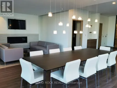 530 De Mazenod Avenue Ottawa ON K1S 5W8