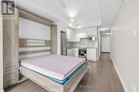530 De Mazenod Avenue Ottawa ON K1S 5W8