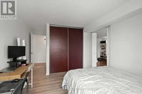 6532 Bilberry Drive Ottawa ON K1C 4N9