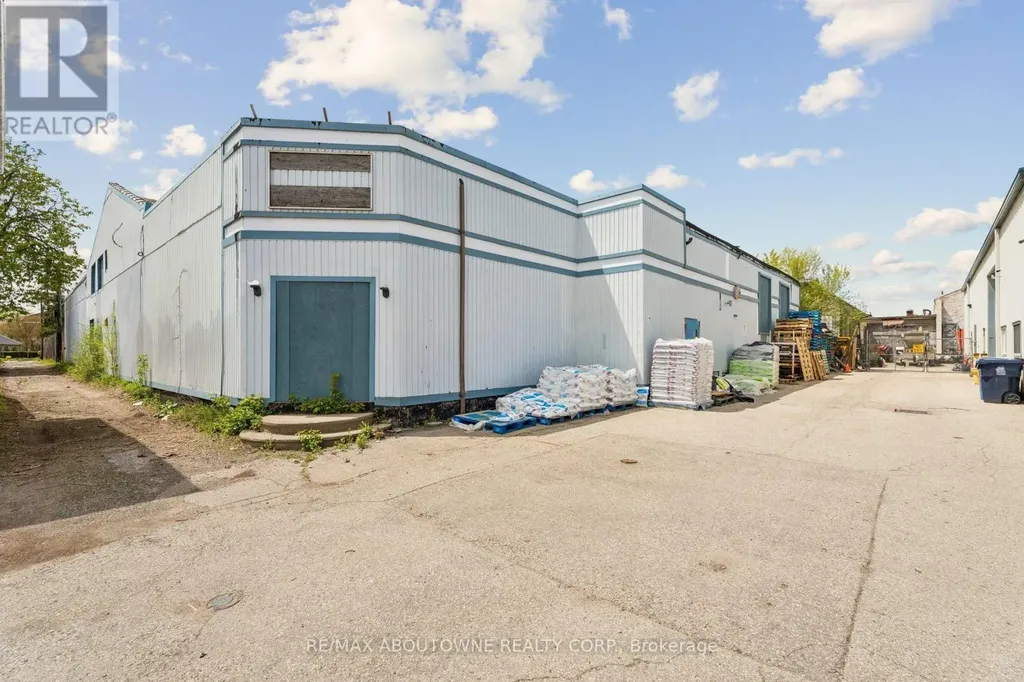 70 Wadsworth Street Brantford ON N3T 3V9