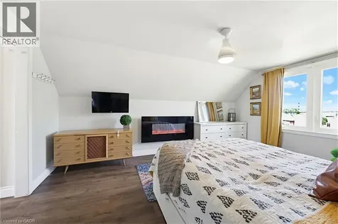 140 Parkdale Avenue South Hamilton ON L8K 3P4