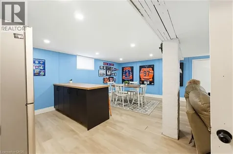 140 Parkdale Avenue South Hamilton ON L8K 3P4
