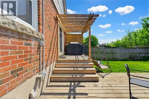 140 Parkdale Avenue South Hamilton ON L8K 3P4