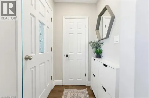 140 Parkdale Avenue South Hamilton ON L8K 3P4