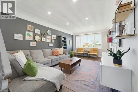 140 Parkdale Avenue South Hamilton ON L8K 3P4