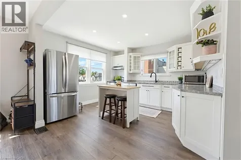 140 Parkdale Avenue South Hamilton ON L8K 3P4