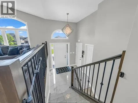 1077 Icewater Avenue Windsor ON N8P 0E4