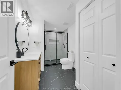 1077 Icewater Avenue Windsor ON N8P 0E4